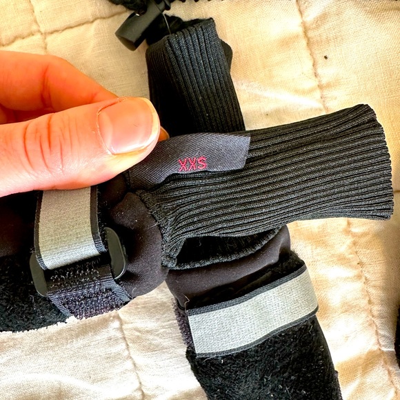 MuttLuks Dog Booties, XXS - Picture 4 of 4